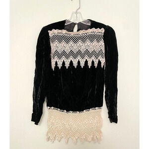 Vintage Womens Top Small Black Velvet Crochet Trim Long Sleeve Whimsigoth 90s